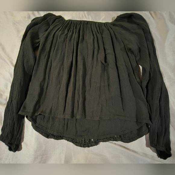 Hollister Top - Picture 2 of 3